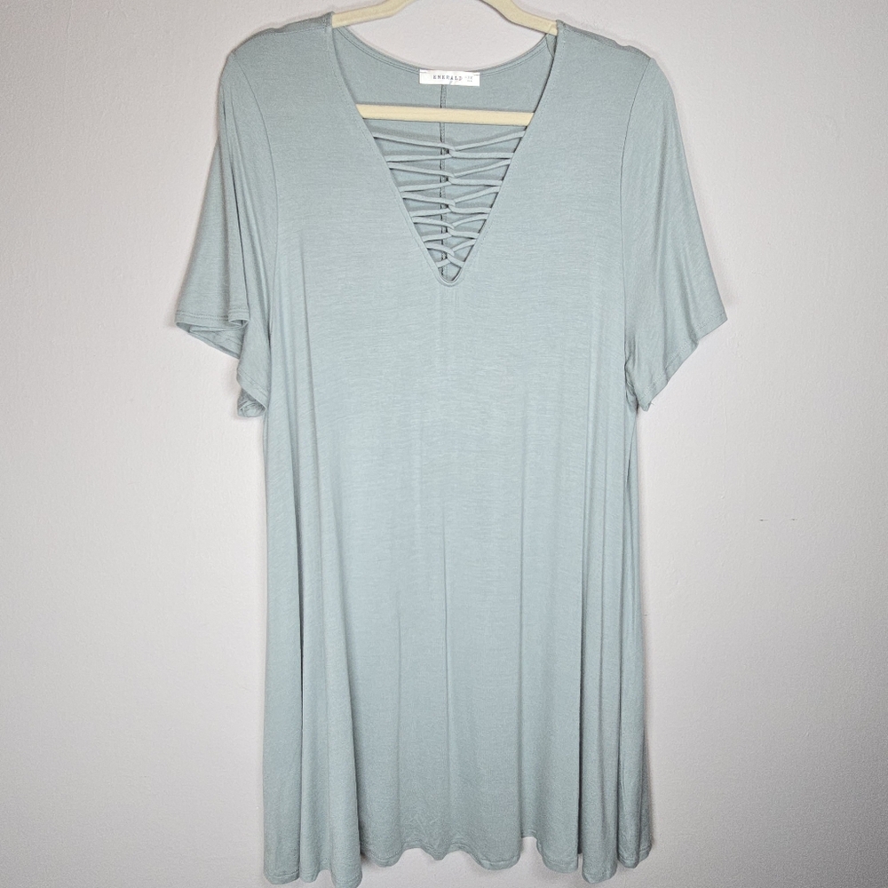 Emerald Women's Short Sleeve Stretch Dress 3X NWOT Cutout V-Neck Casual Chic